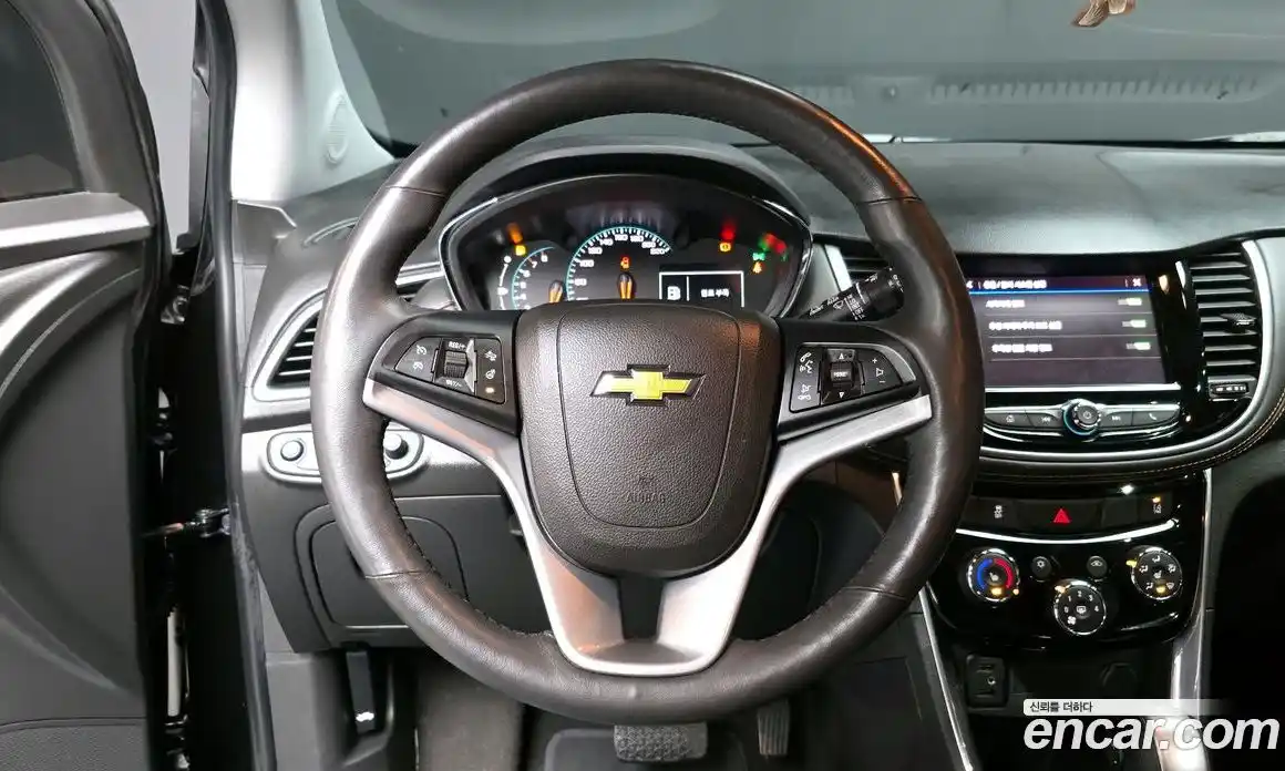 Chevrolet Trax 2021 1.4 Автомат в Москве № 40418, фото 2