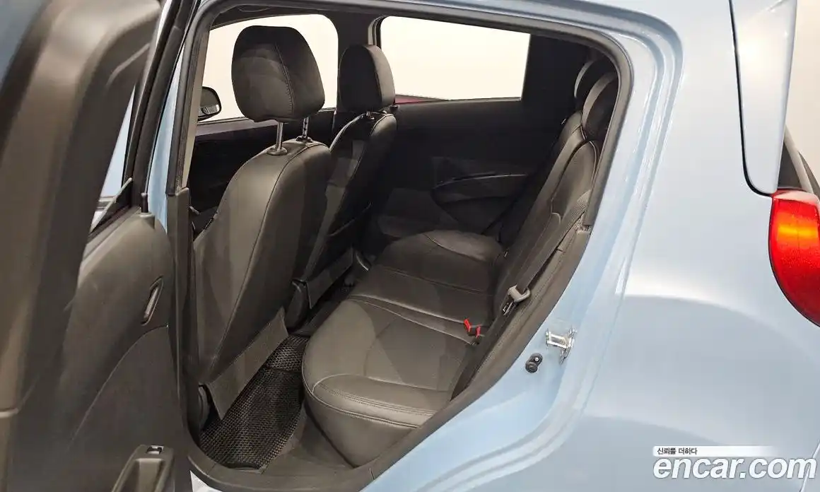 Chevrolet Spark 2014 1.0 Автомат в Москве № 41299, фото 3