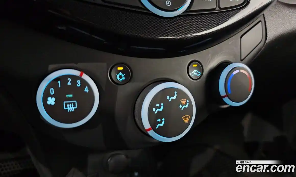 Chevrolet Spark 2014 1.0 Автомат в Москве № 41299, фото 8