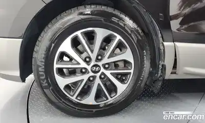 Hyundai Starex 2019 2.5 Автомат в Москве № 43779, миниатюра 11