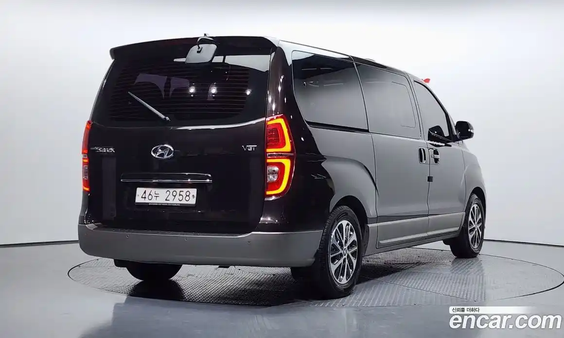 Hyundai Starex 2019 2.5 Автомат в Москве № 43779, фото 15