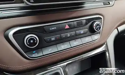 Hyundai Starex 2019 2.5 Автомат в Москве № 43779, миниатюра 7