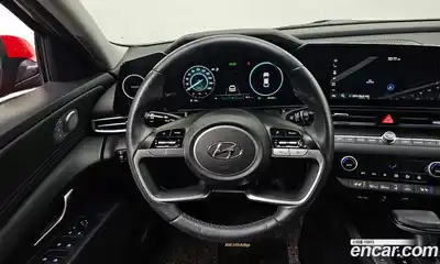 Hyundai Avante 2023 1.6 Автомат в Москве № 49107, миниатюра 9