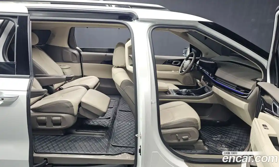 Kia Canival 2024 2.2 Автомат в Москве № 54395, фото 7