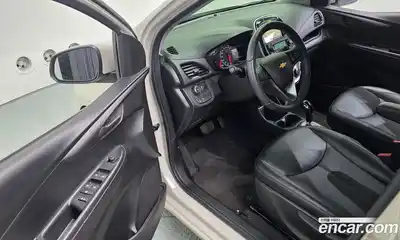 Chevrolet Spark 2016 1.0 Автомат в Москве № 64322, миниатюра 11