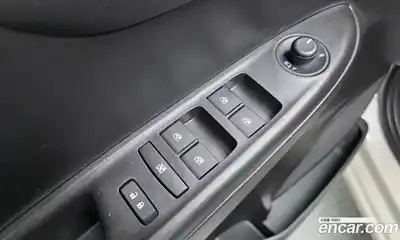 Chevrolet Spark 2016 1.0 Автомат в Москве № 64322, миниатюра 3