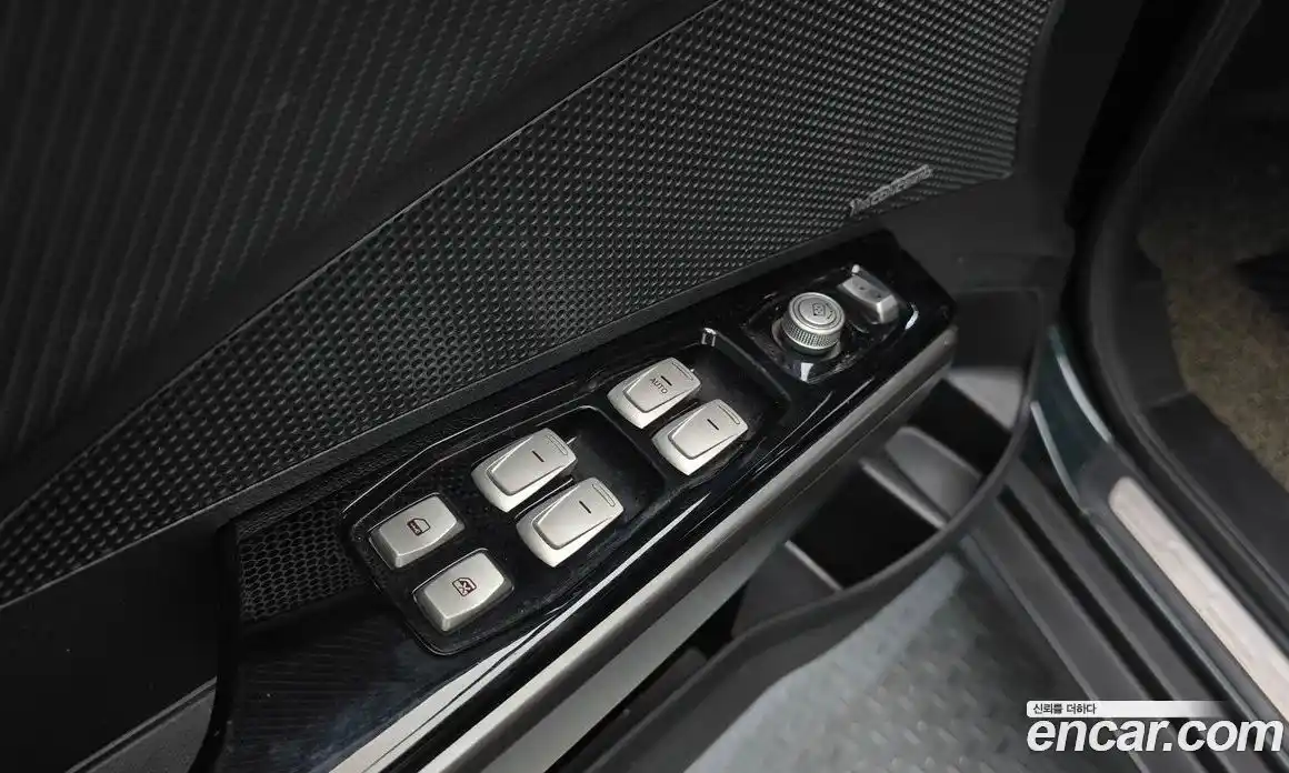 SsangYong TIBOLI 2018 1.6 Автомат в Москве № 71491, фото 2