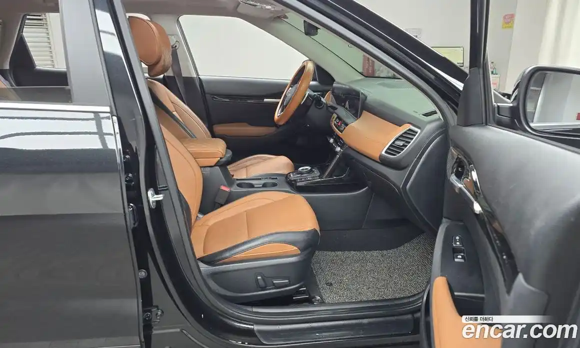 Kia Seltos 2023 1.6 Автомат в Москве № 73696, фото 16