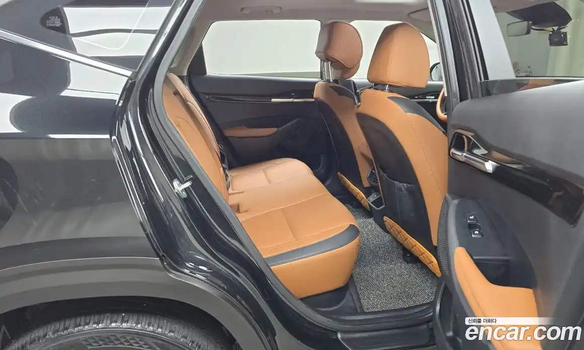 Kia Seltos 2023 1.6 Автомат в Москве № 73696, фото 18