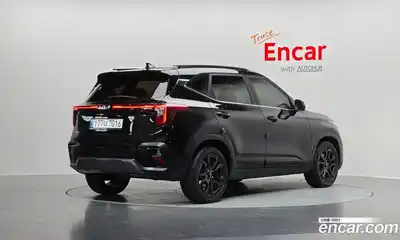 Kia Seltos 2023 1.6 Автомат в Москве № 73696, миниатюра 8