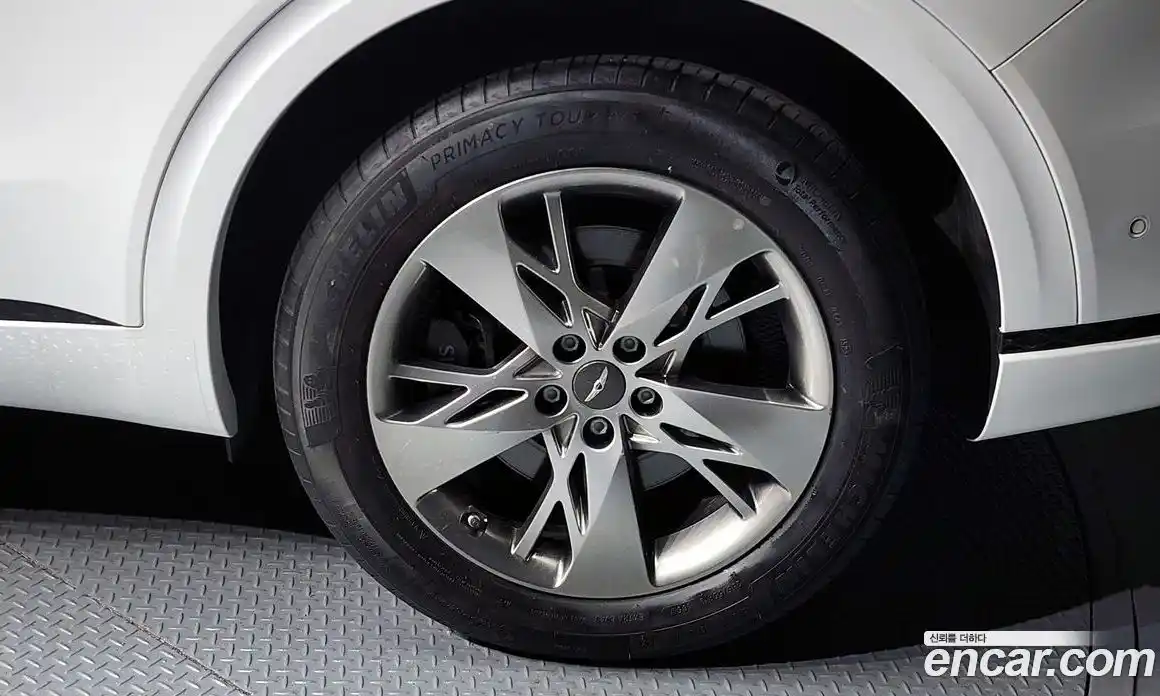 Genesis GV70 2023 2.5 Автомат в Москве № 83686, фото 4