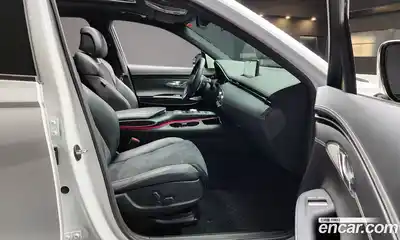 Genesis GV70 2023 2.5 Автомат в Москве № 83686, миниатюра 10