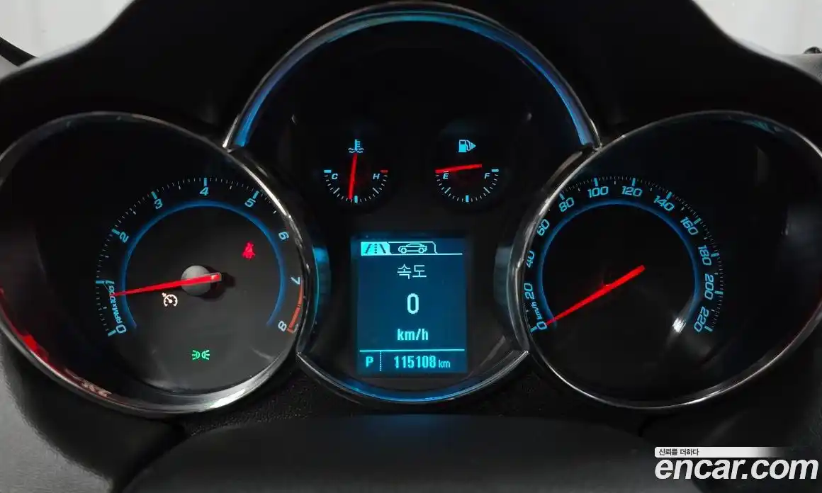 Chevrolet Cruze 2014 1.4 Автомат в Москве № 103339, фото 18