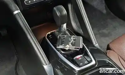 Renault QM6 2017 2.0 Автомат в Москве № 106877, миниатюра 2