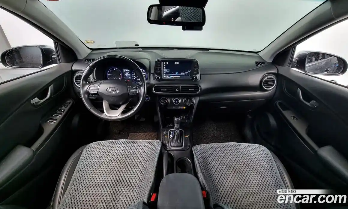 Hyundai Kona 2018 1.6 Автомат в Москве № 110845, фото 13