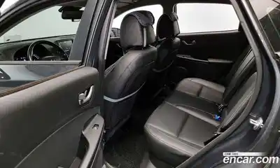 Hyundai Kona 2018 1.6 Автомат в Москве № 110845, миниатюра 2