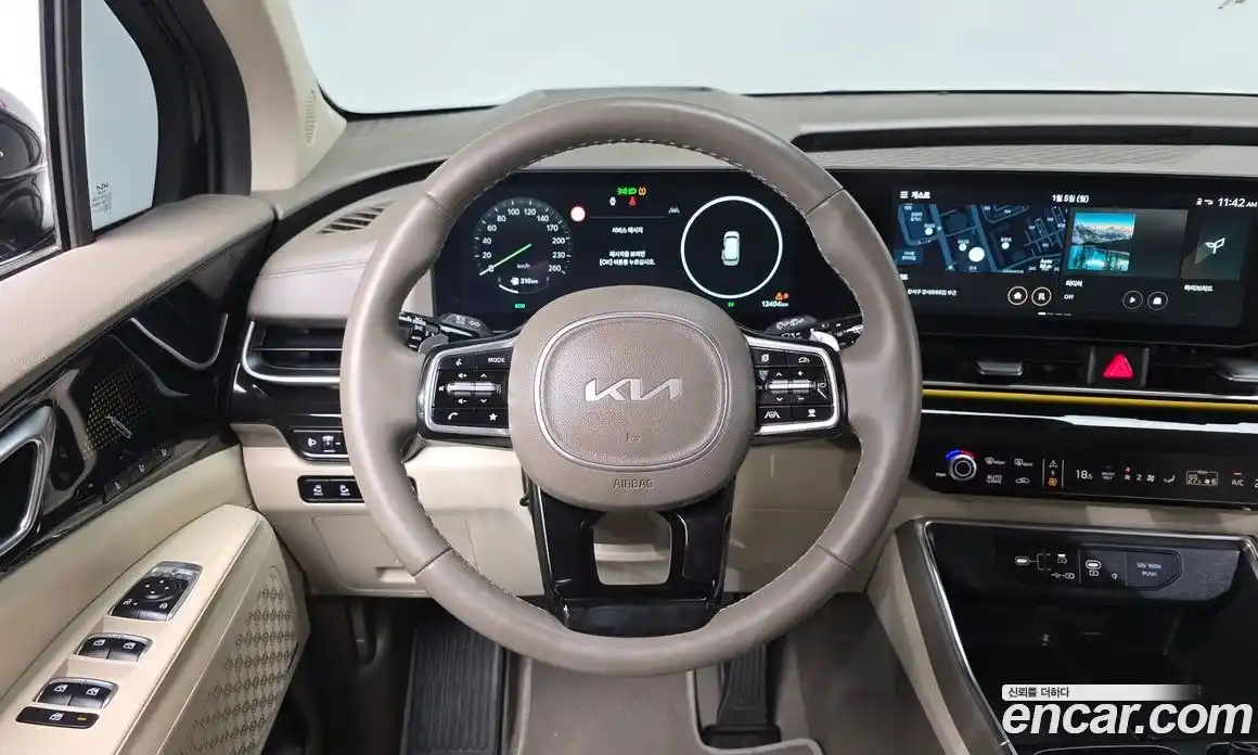 Kia Canival 2025 1.6 Автомат в Москве № 115404, фото 3