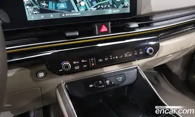 Kia Canival 2025 1.6 Автомат в Москве № 115404, миниатюра 9