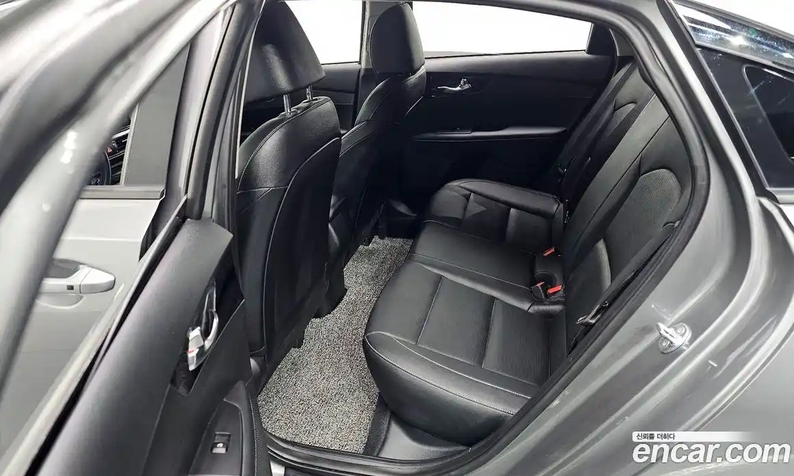 Kia K3 2024 1.6 Автомат в Москве № 115745, фото 15