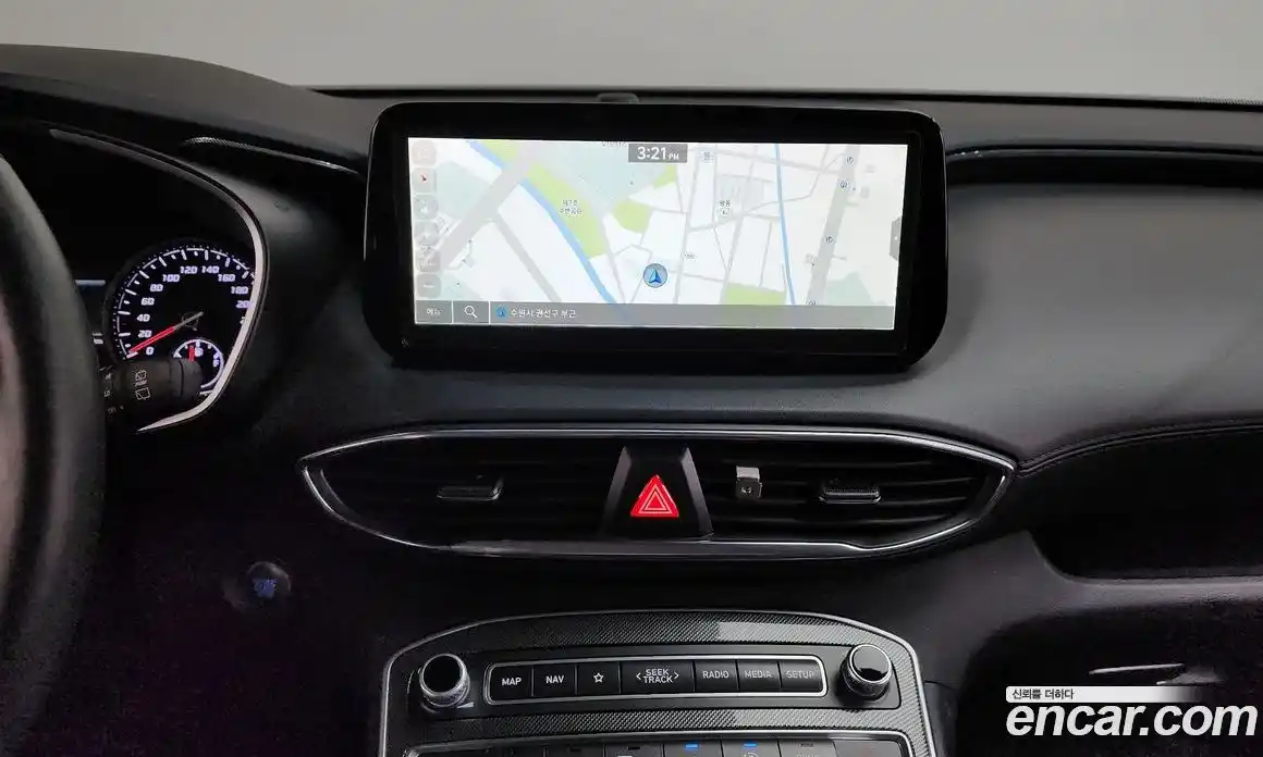 Hyundai Santa Fe 2023 1.6 Автомат в Москве № 116264, фото 11