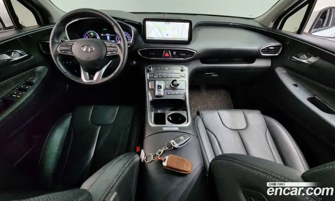 Hyundai Santa Fe 2023 1.6 Автомат в Москве № 116264, фото 8