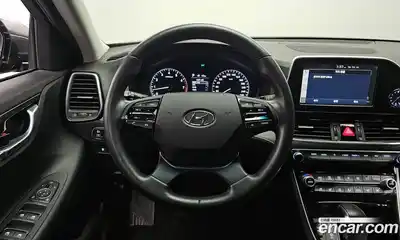 Hyundai Grandeur 2019 2.4 Автомат в Москве № 116635, миниатюра 12
