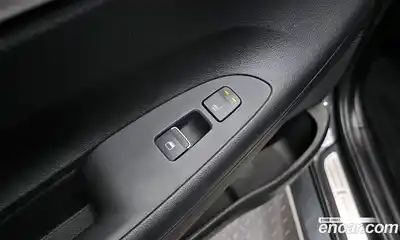 Hyundai Grandeur 2019 2.4 Автомат в Москве № 116635, миниатюра 3