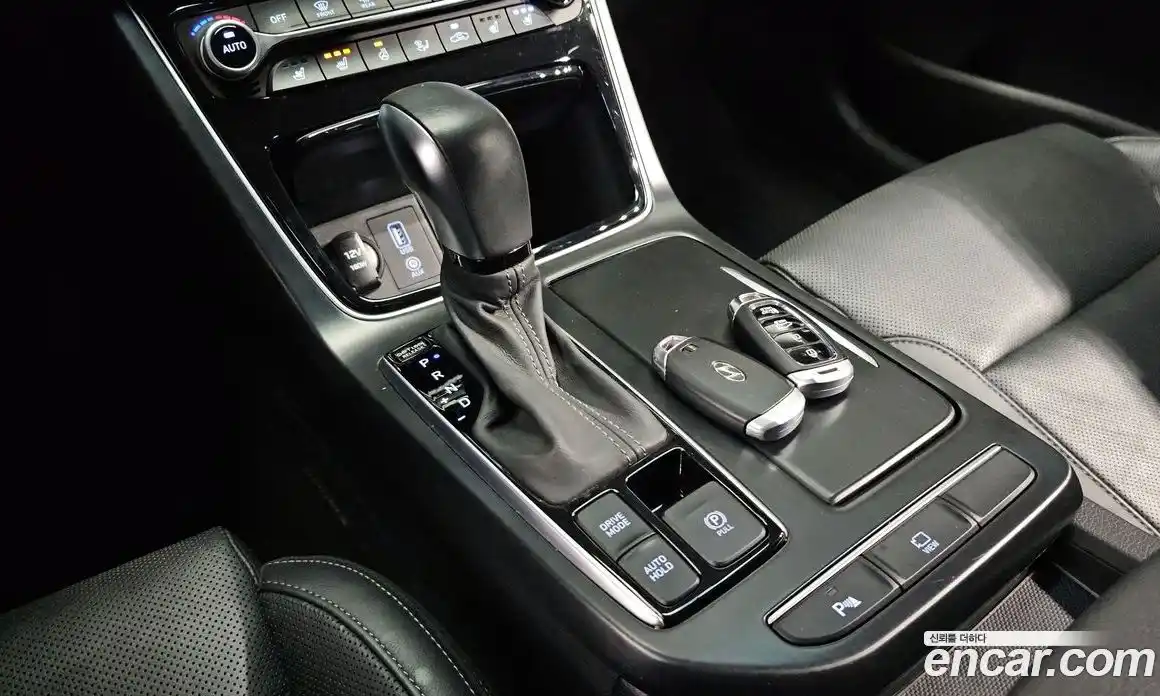 Hyundai Grandeur 2019 2.4 Автомат в Москве № 116635, фото 9