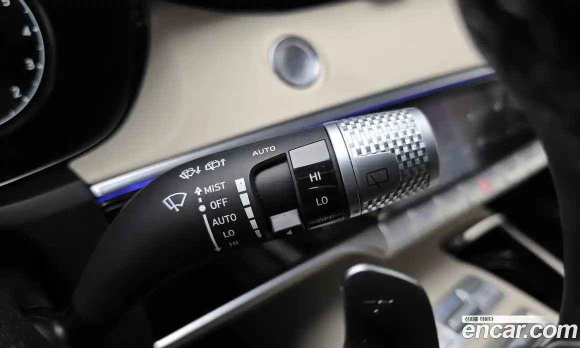 Genesis GV70 2023 2.5 Автомат в Москве № 117673, фото 15