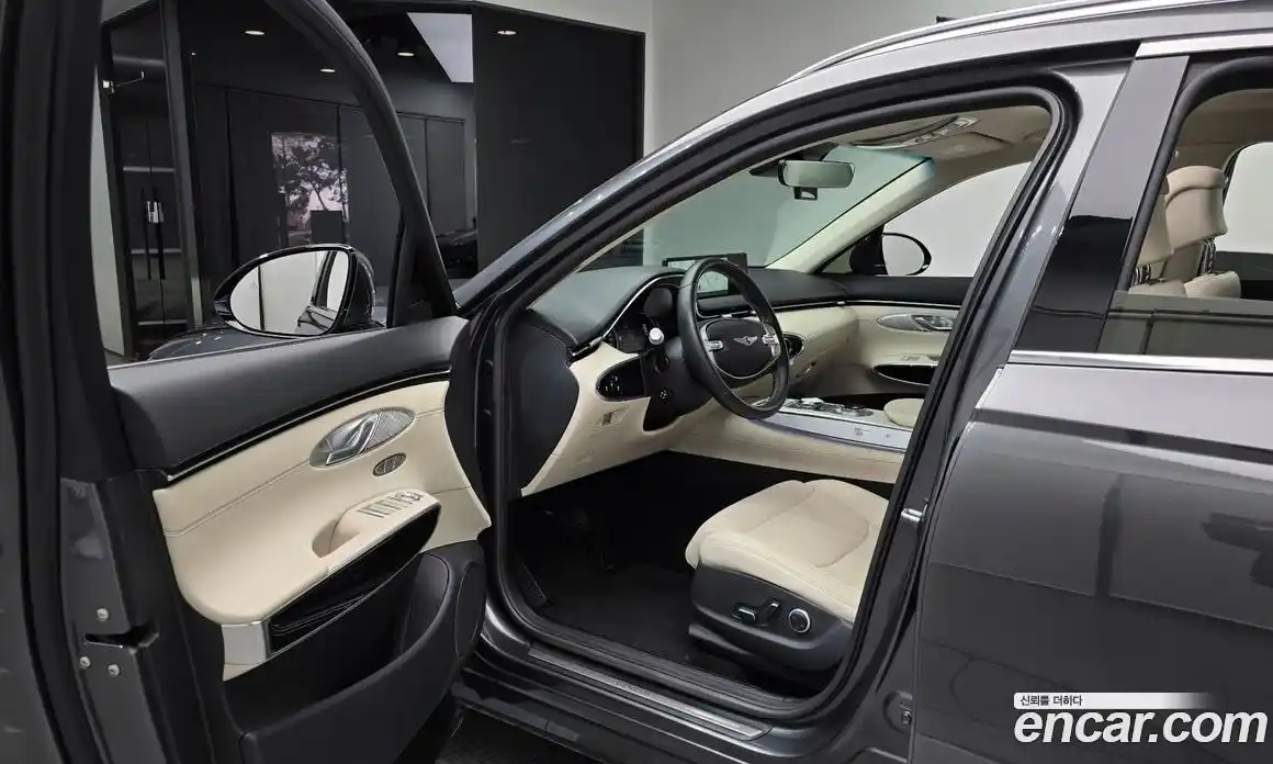 Genesis GV70 2023 2.5 Автомат в Москве № 117673, фото 17