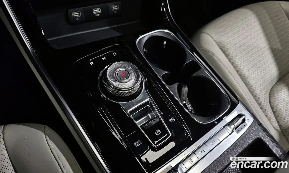 Kia Canival 2021 3.5 Автомат в Москве № 120171, фото 8