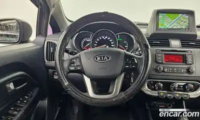 Kia Pride 2012 1.4 Автомат в Москве № 121698, миниатюра 3