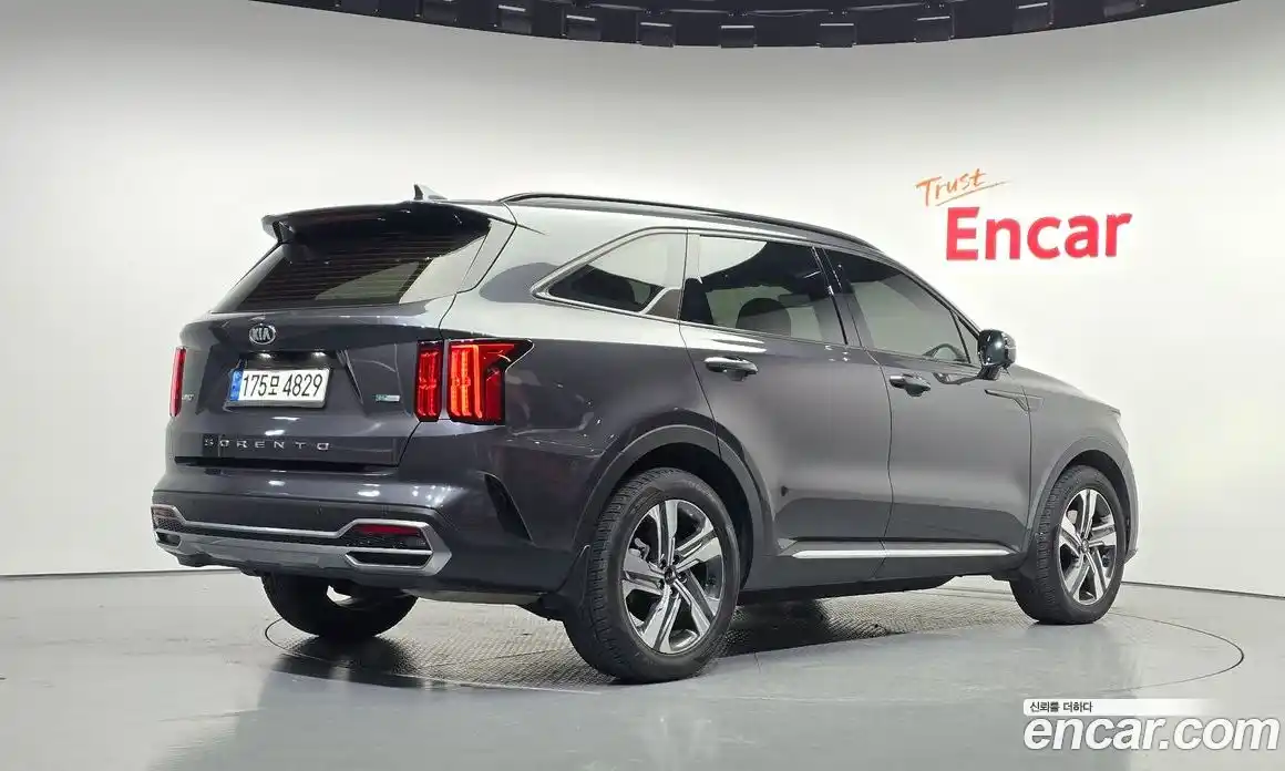 Kia Sorento 2021 1.6 Автомат в Москве № 122157, фото 15