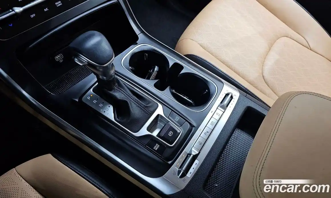 Kia Canival 2022 2.2 Автомат в Москве № 122269, фото 16