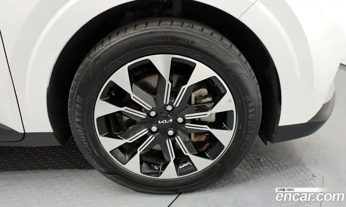 Kia Canival 2022 2.2 Автомат в Москве № 122269, фото 17