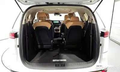 Kia Canival 2022 2.2 Автомат в Москве № 122269, миниатюра 10