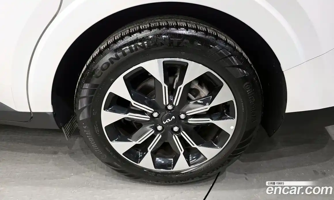 Kia Canival 2023 3.5 Автомат в Москве № 127870, фото 12