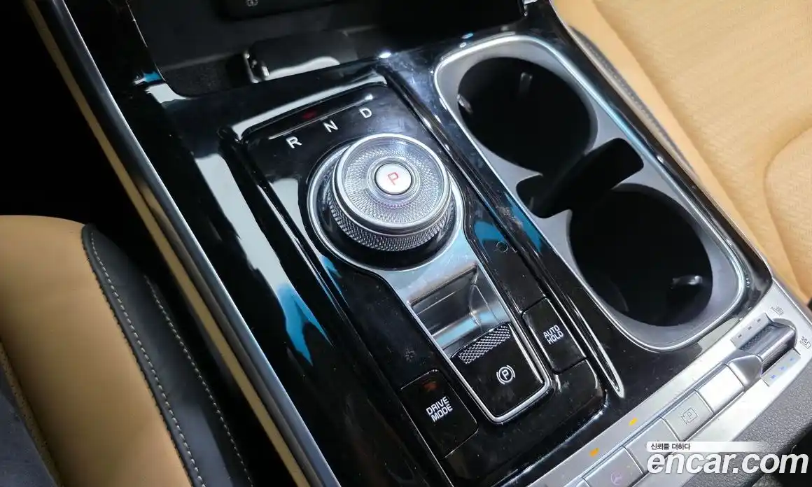 Kia Canival 2023 3.5 Автомат в Москве № 127870, фото 17