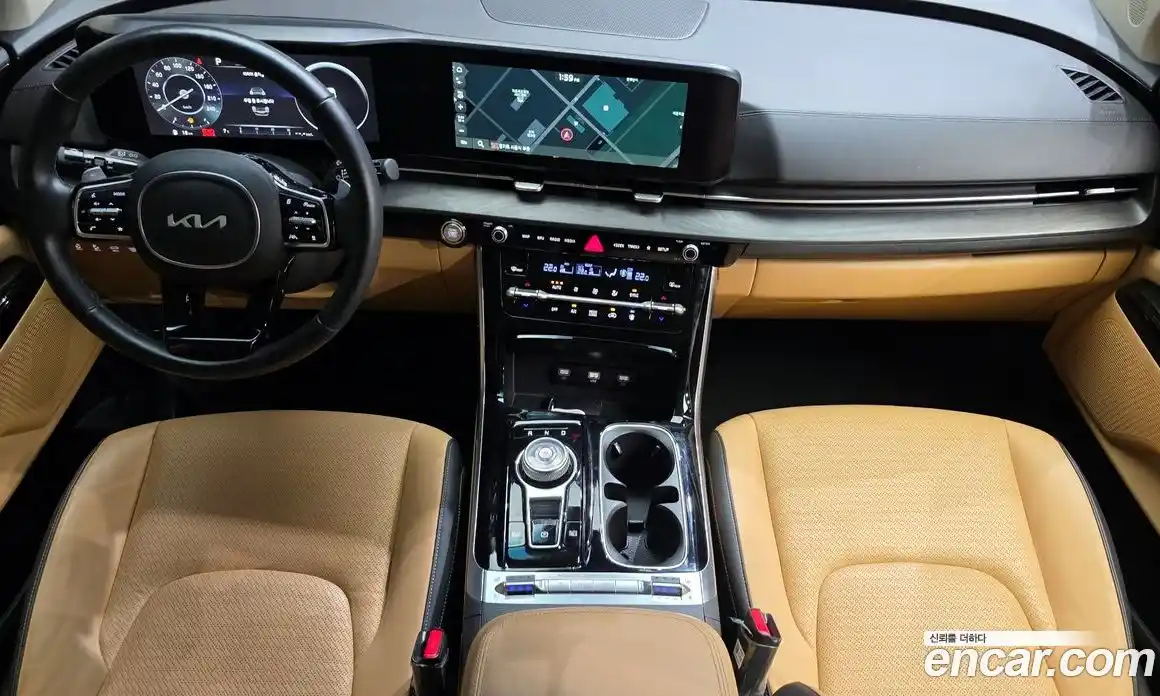 Kia Canival 2023 3.5 Автомат в Москве № 127870, фото 18