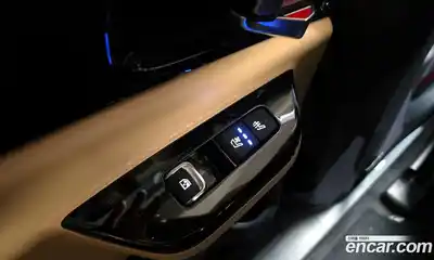 Kia Canival 2023 3.5 Автомат в Москве № 127870, миниатюра 3