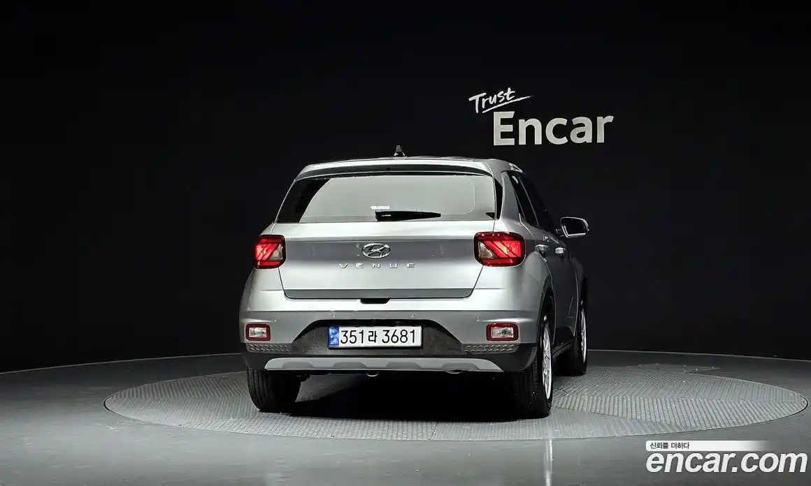 Hyundai Venue 2023 1.6 Автомат в Москве № 129808, фото 12