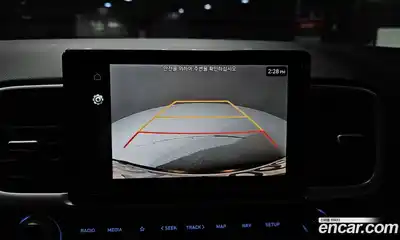 Hyundai Venue 2023 1.6 Автомат в Москве № 129808, миниатюра 2