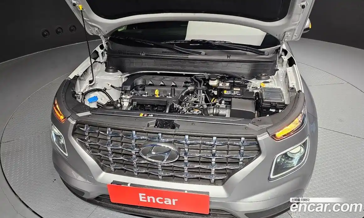 Hyundai Venue 2023 1.6 Автомат в Москве № 129808, фото 4