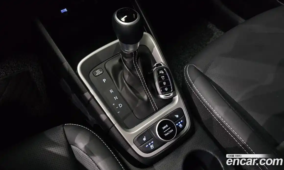 Hyundai Venue 2023 1.6 Автомат в Москве № 129808, фото 7