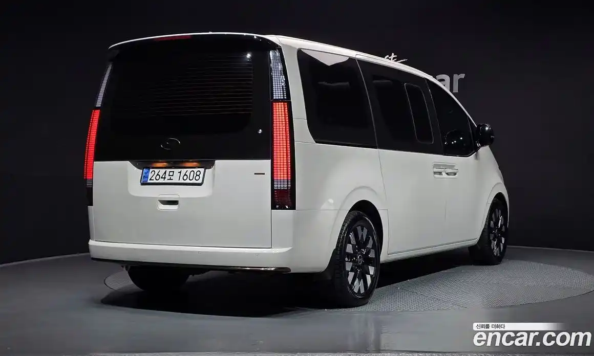 Hyundai Staria 2025 2.2 Автомат в Москве № 130258, фото 19