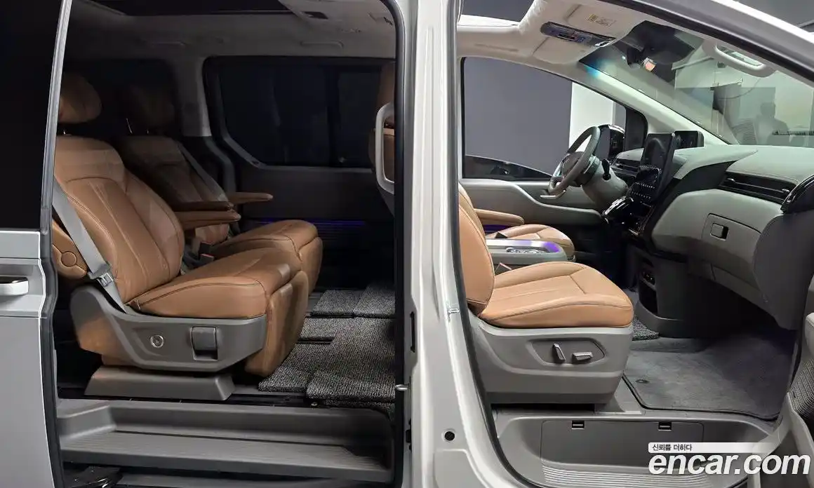 Hyundai Staria 2025 2.2 Автомат в Москве № 130258, фото 20