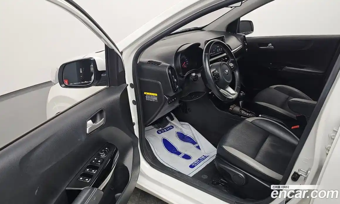 Kia Morning 2018 1.0 Автомат в Москве № 134017, фото 16