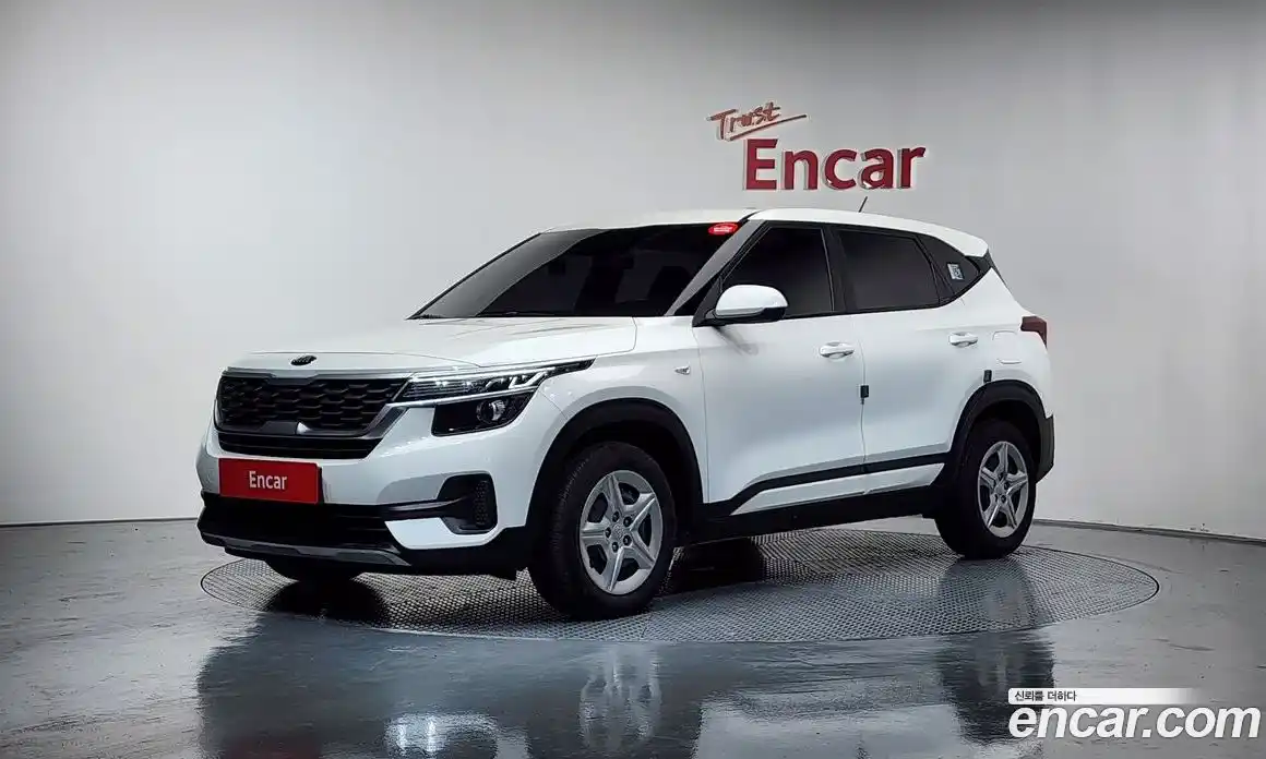 Kia Seltos 2020 1.6 Автомат в Москве № 134041, фото 1