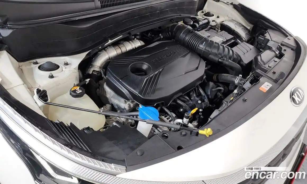 Kia Seltos 2020 1.6 Автомат в Москве № 134041, фото 16