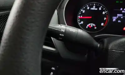 Kia Seltos 2020 1.6 Автомат в Москве № 134041, миниатюра 5